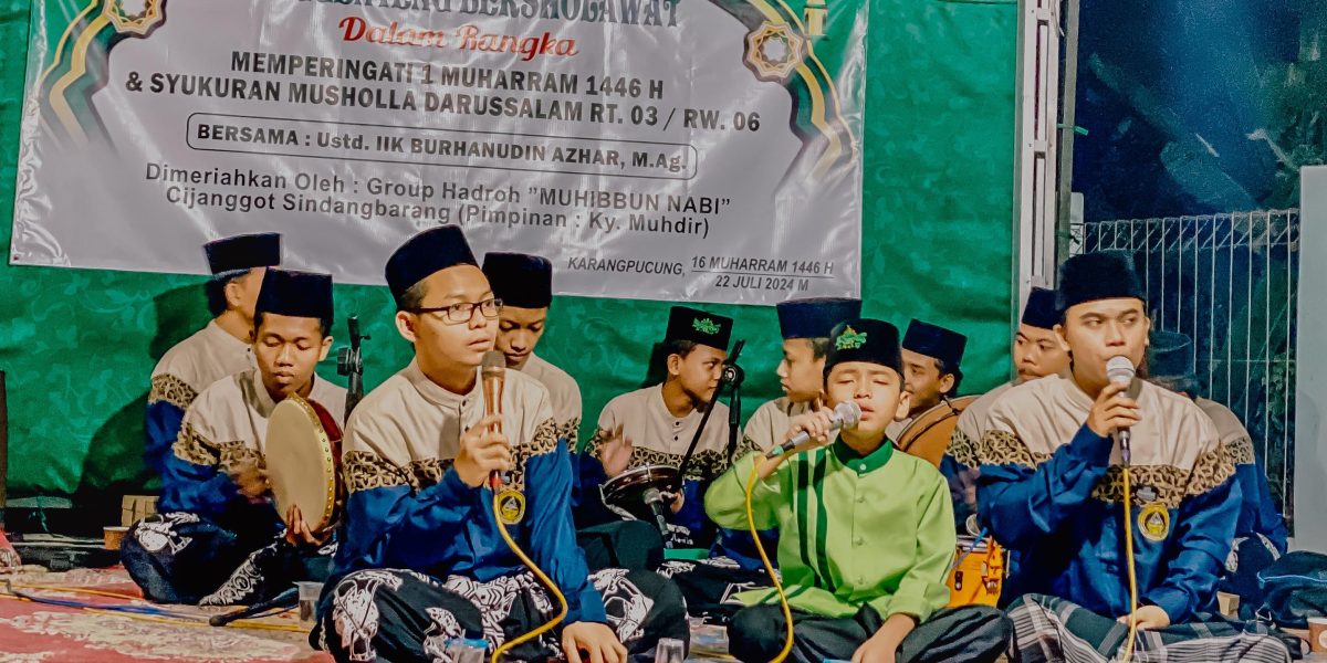 Sosialisasi dan perkenalan KKN DR06 dengan Warga RT. 01 RW. 06 Desa Karangpucung