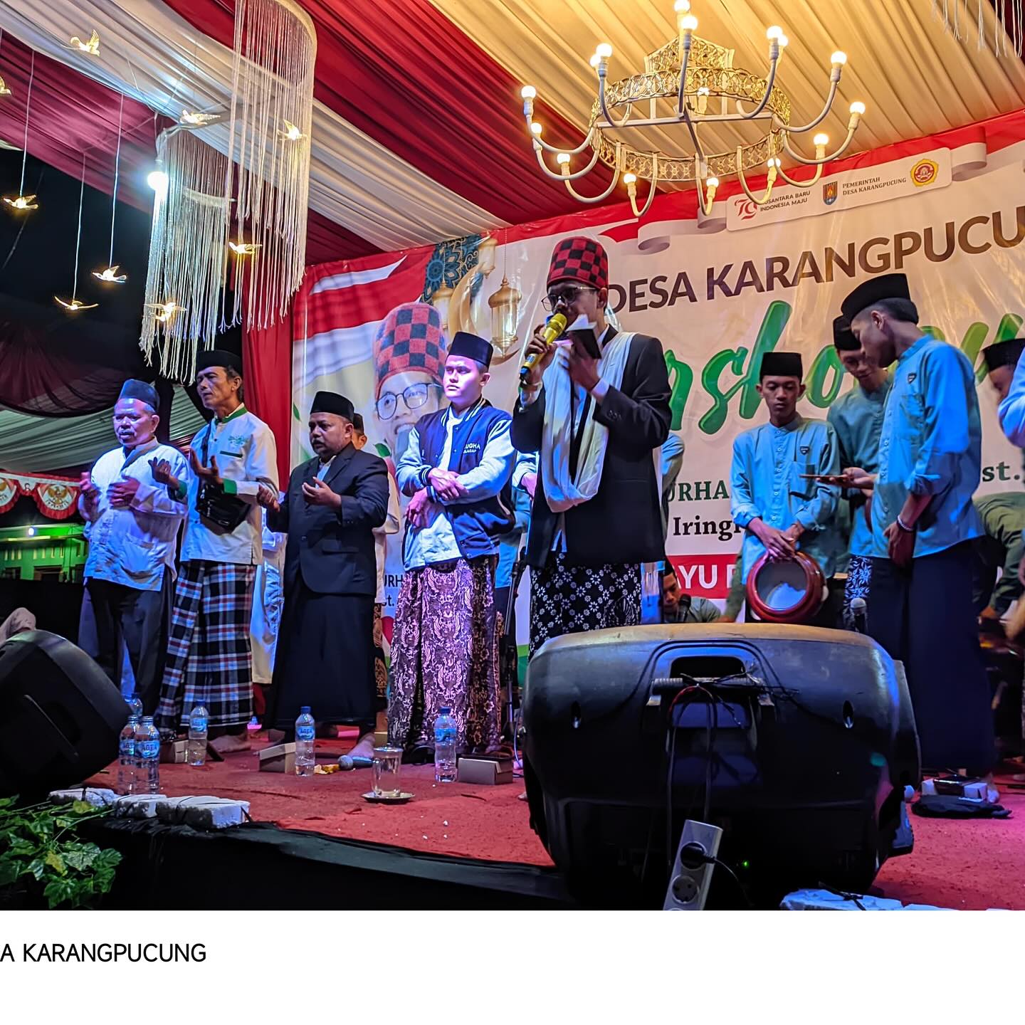 9. KKN DR UNUGHA Cilacap 2024 Meriahkan Acara Karangpucung Bersholawat Bertema Kemerdekaan pada 17 Agustus 2024